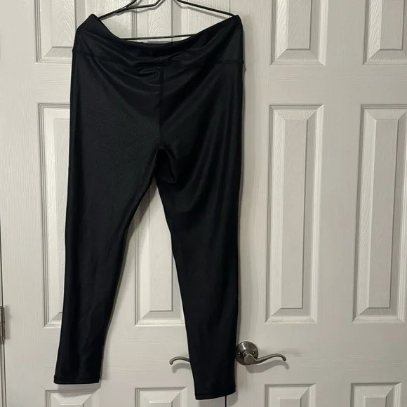 Mono B Sleek Black High-Rise Leggings - Picture 7 of 14